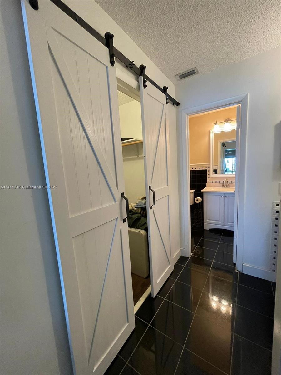 1453 S Liberty Ave # 1453E