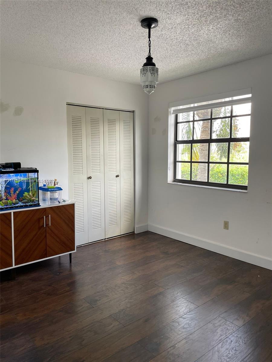 1453 S Liberty Ave # 1453E