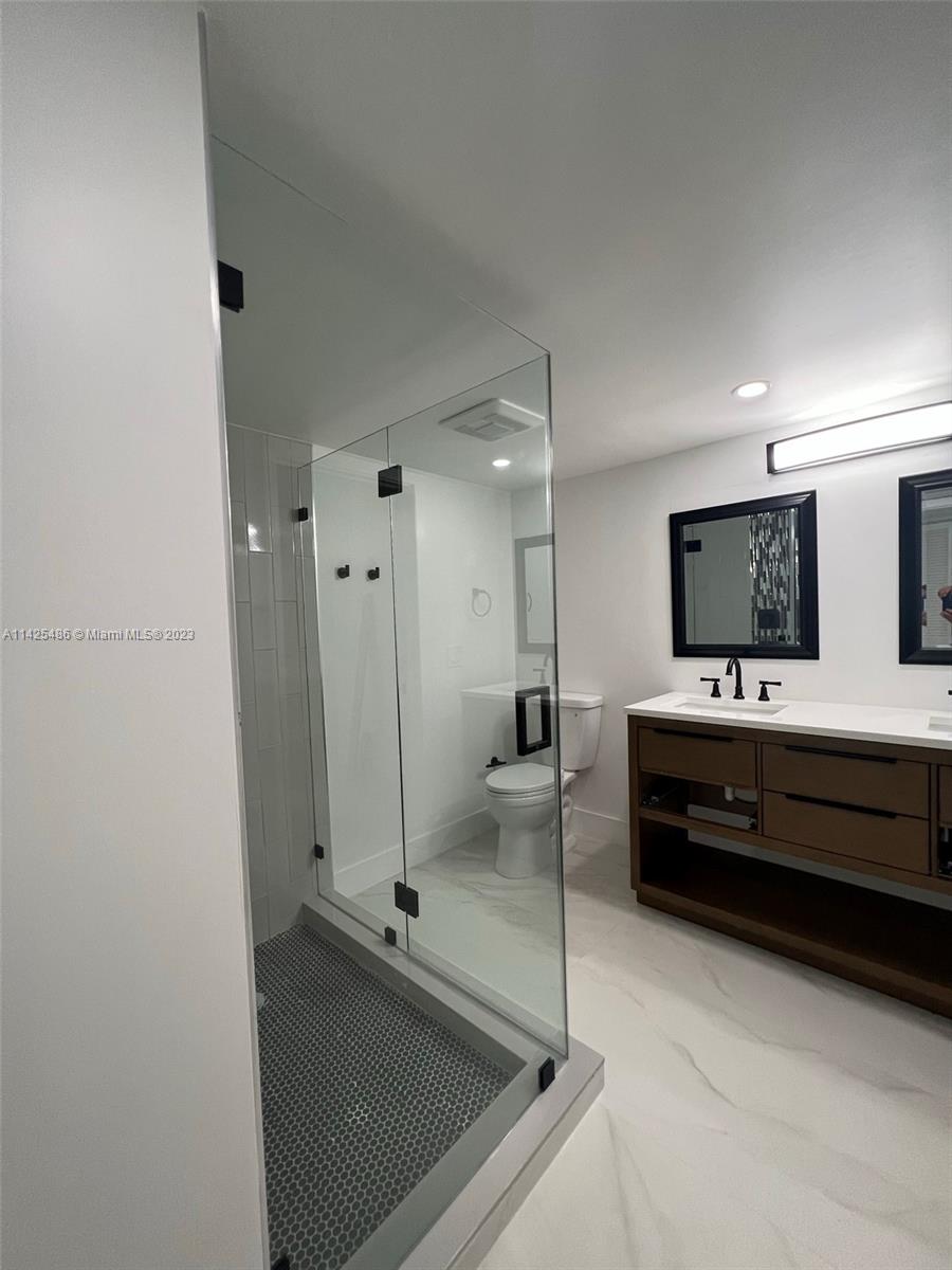 6211 SW 116th Pl Unit: E