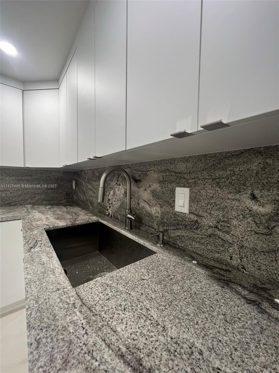 6211 SW 116th Pl Unit: E