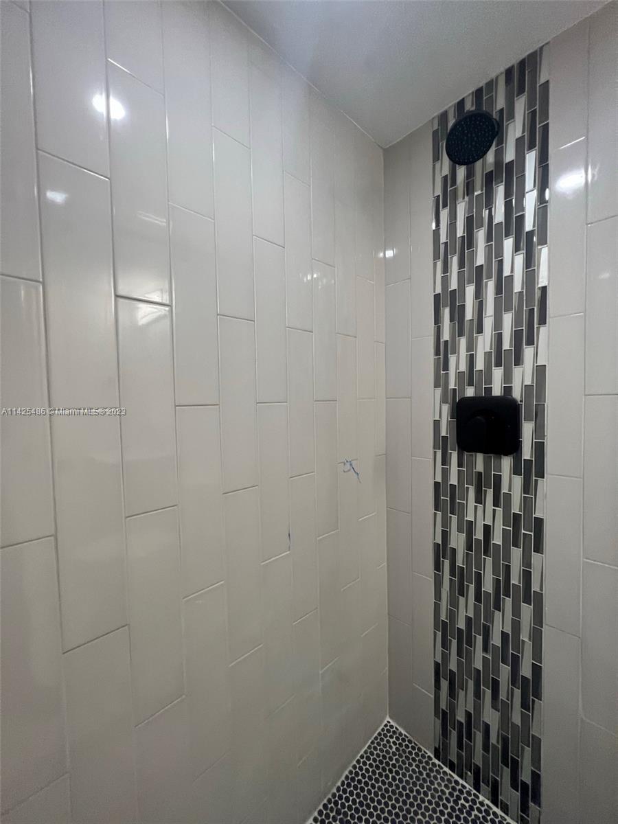 6211 SW 116th Pl Unit: E