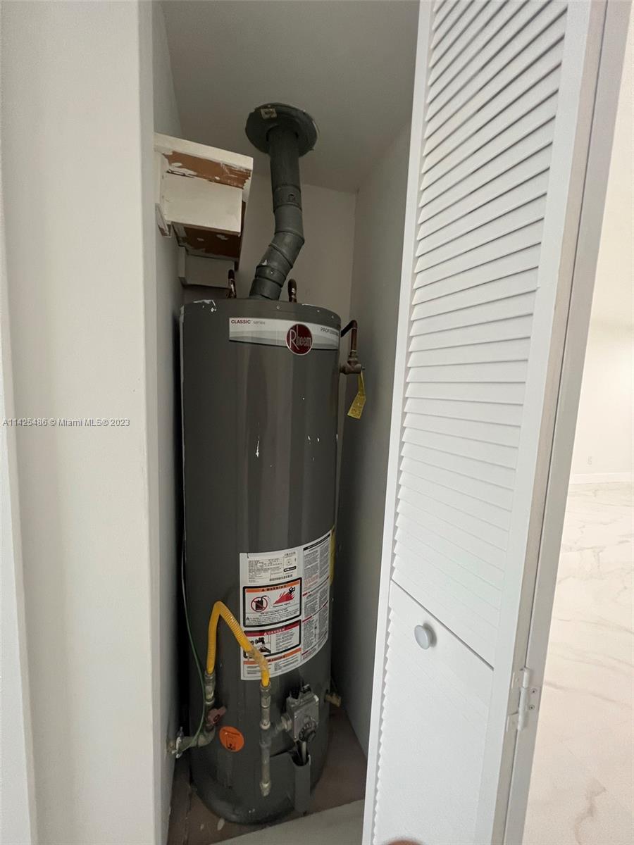 6211 SW 116th Pl Unit: E