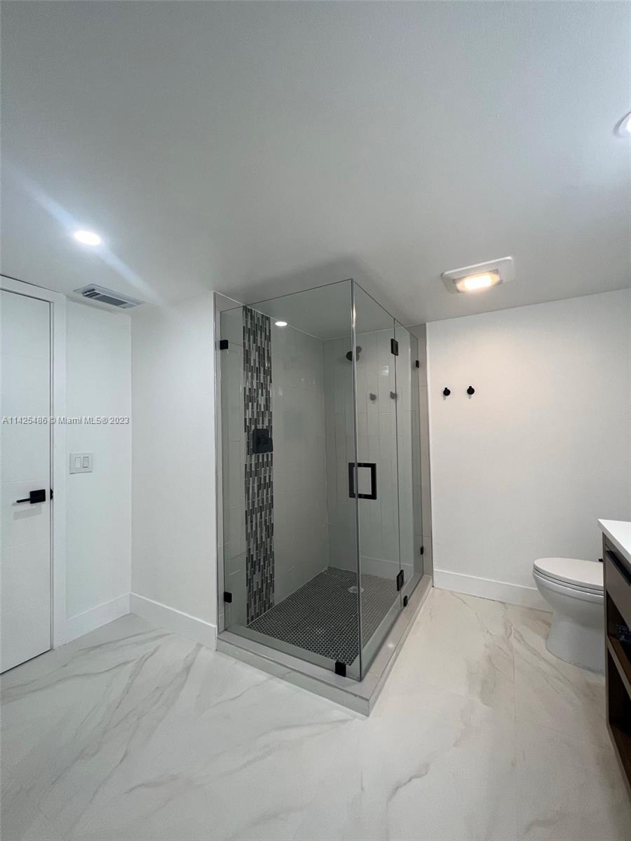 6211 SW 116th Pl Unit: E