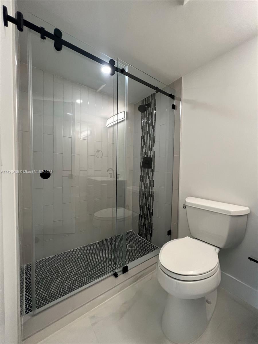 6211 SW 116th Pl Unit: E