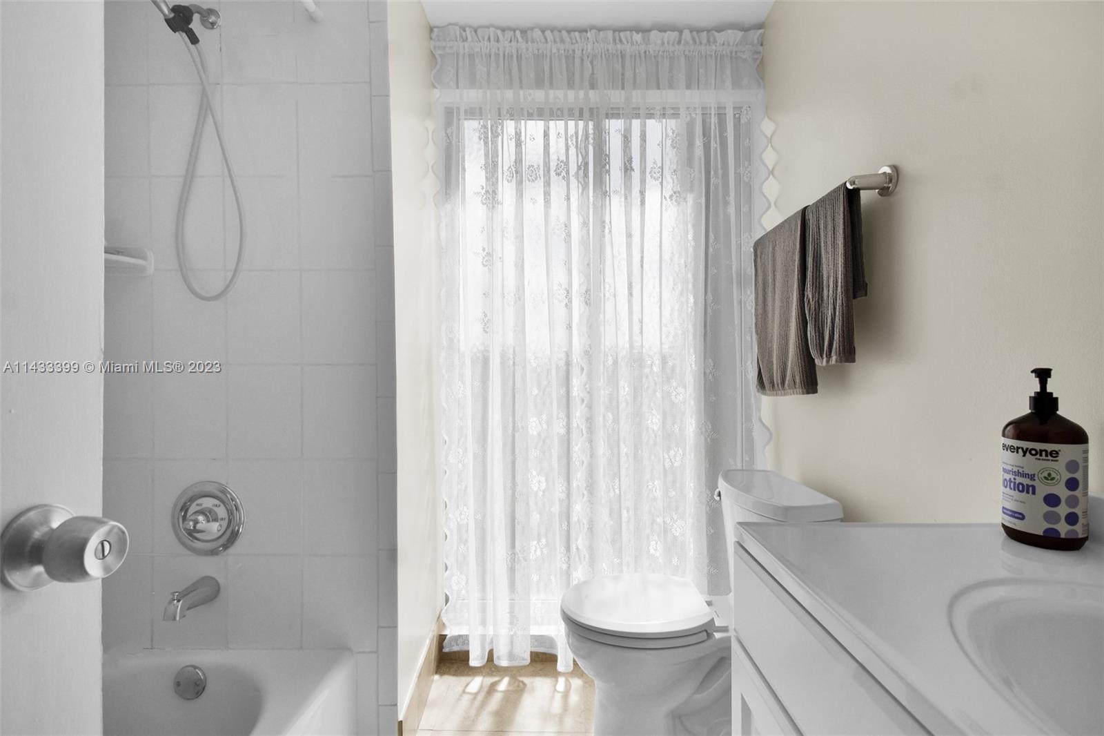 9321 SW 4th St # 209C