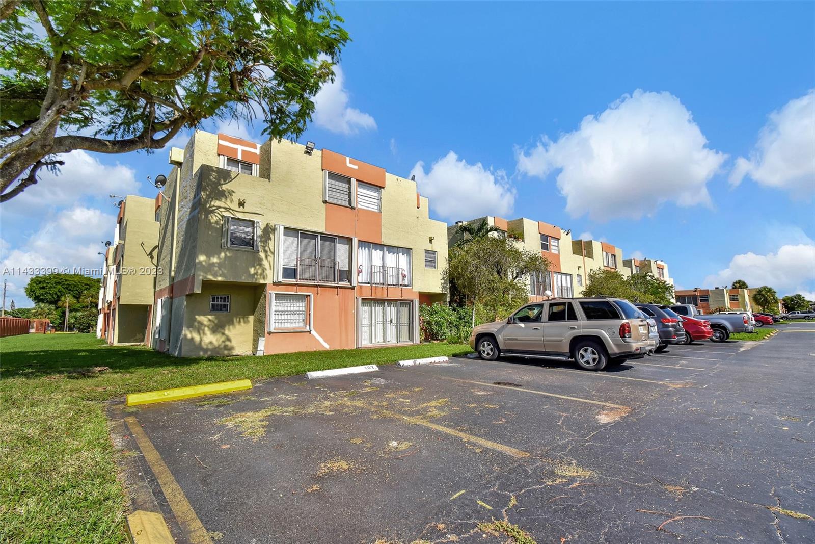 9321 SW 4th St # 209C