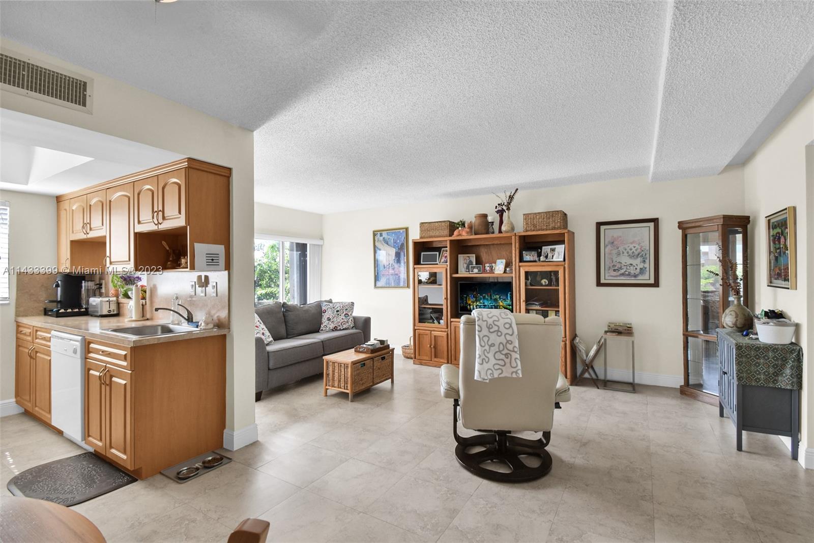 9321 SW 4th St # 209C