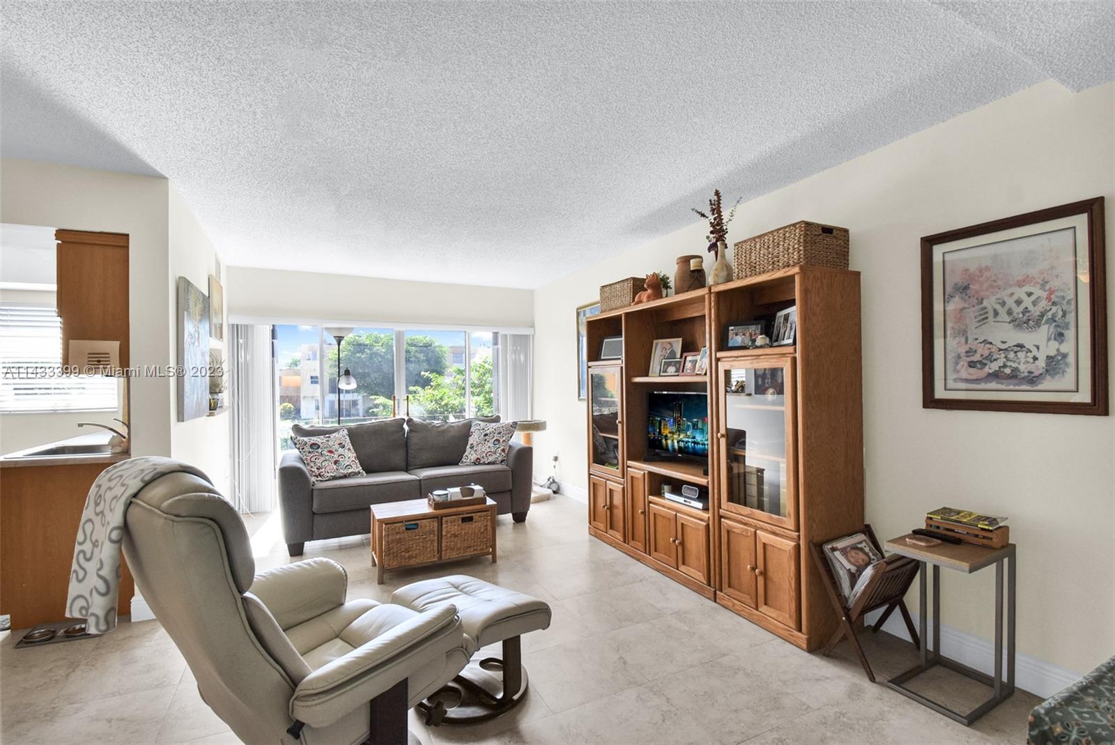 9321 SW 4th St # 209C