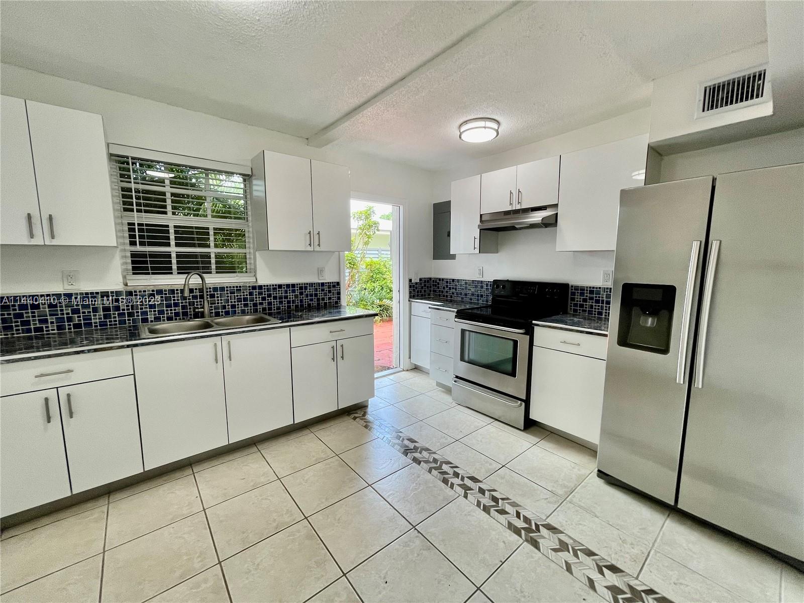 9100 SW 95th Ave # 9100