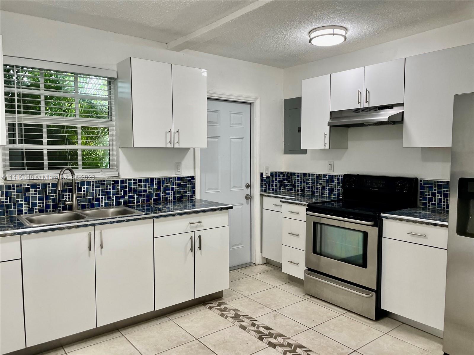 9100 SW 95th Ave # 9100