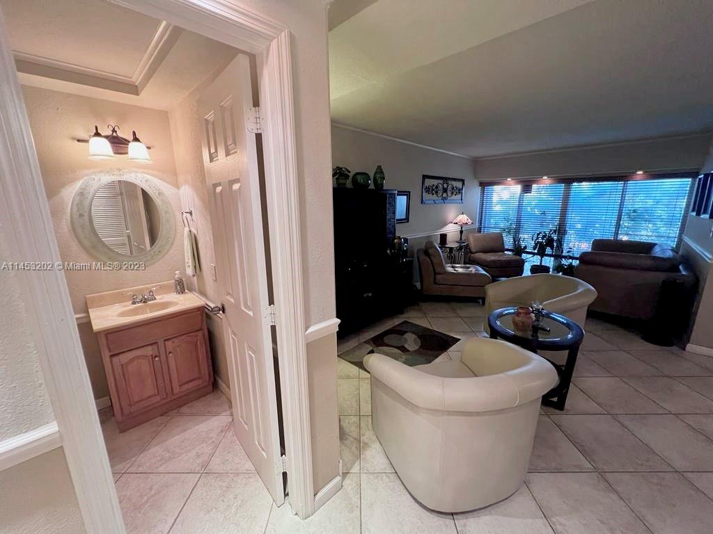 9321 SW 4th St # 207C