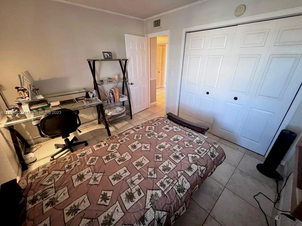 9321 SW 4th St # 207C