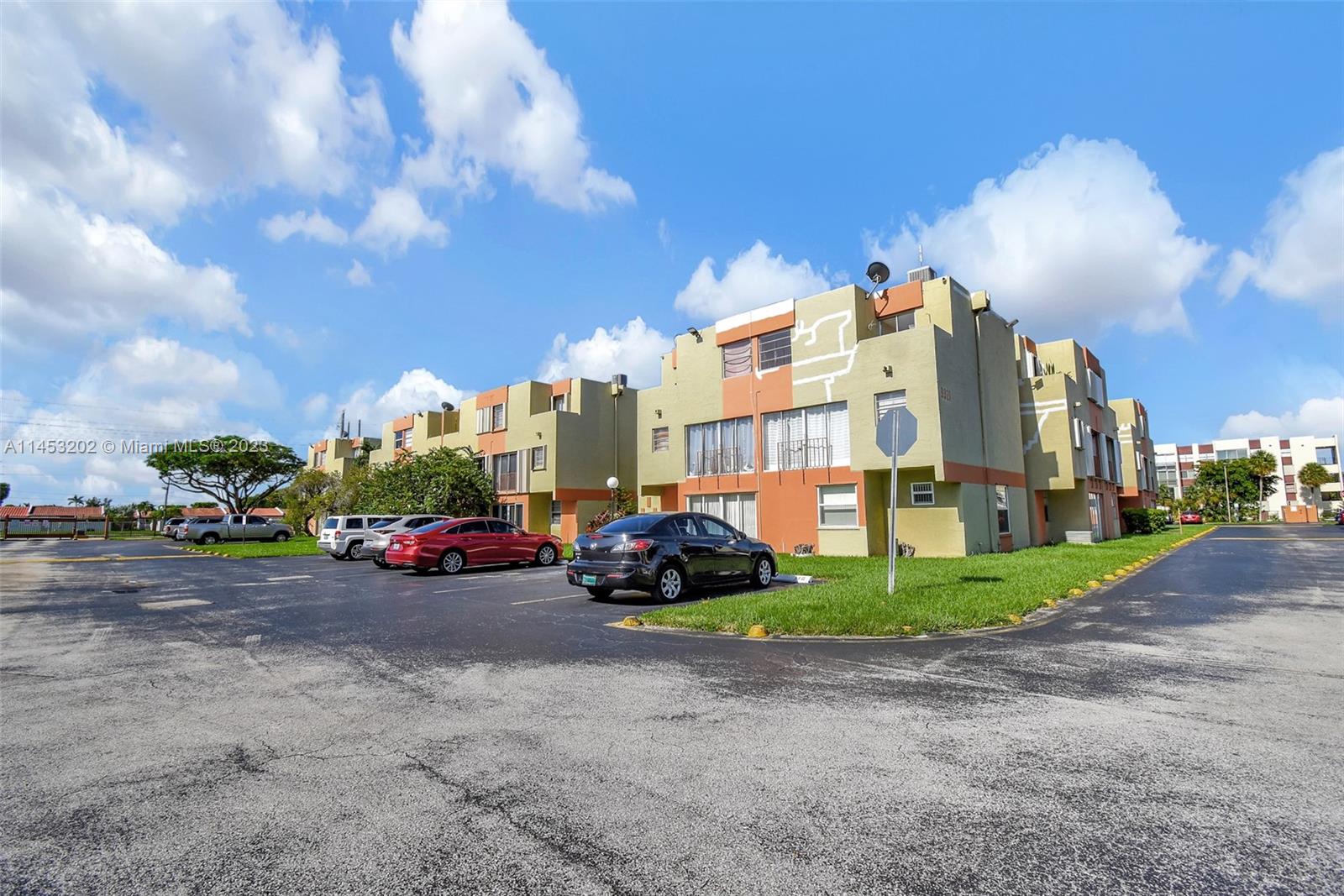 9321 SW 4th St # 207C