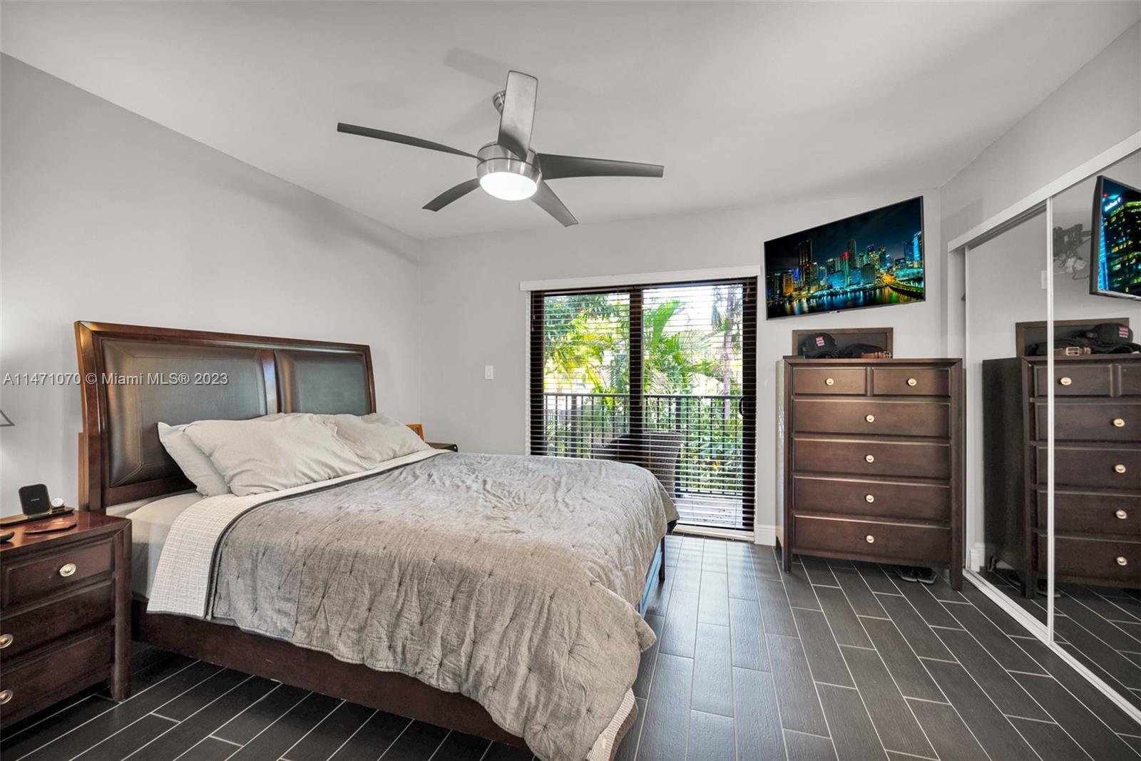 3210 W Trade Ave Unit: III7