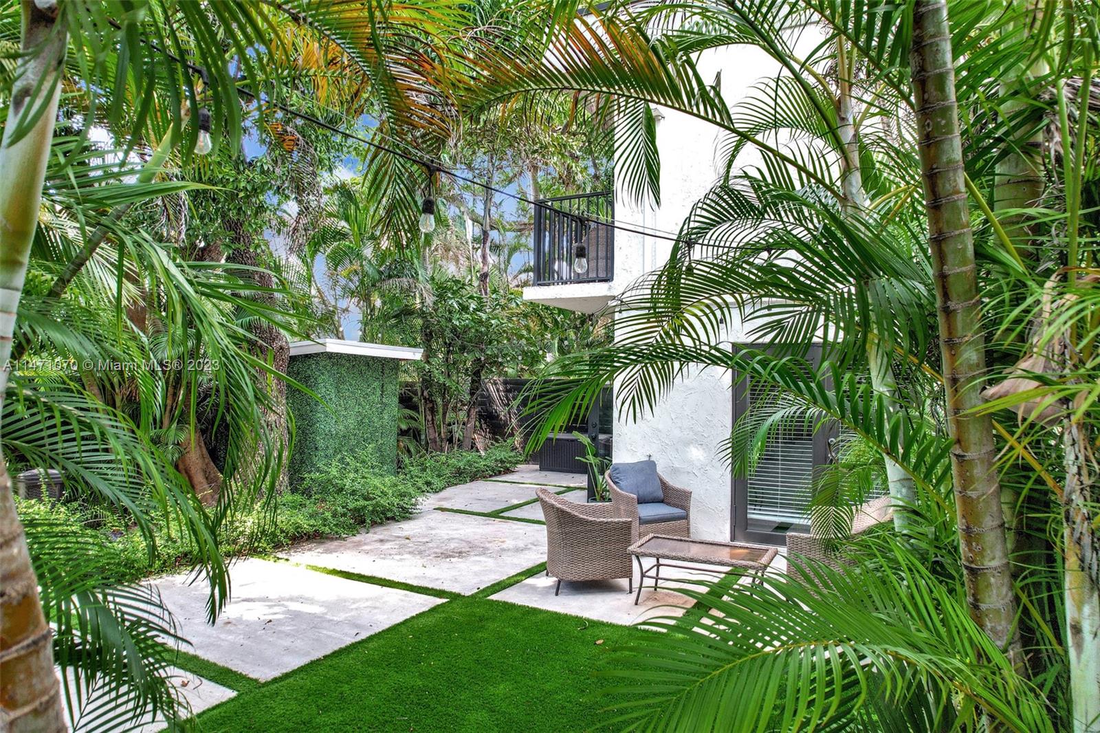 3210 W Trade Ave Unit: III7