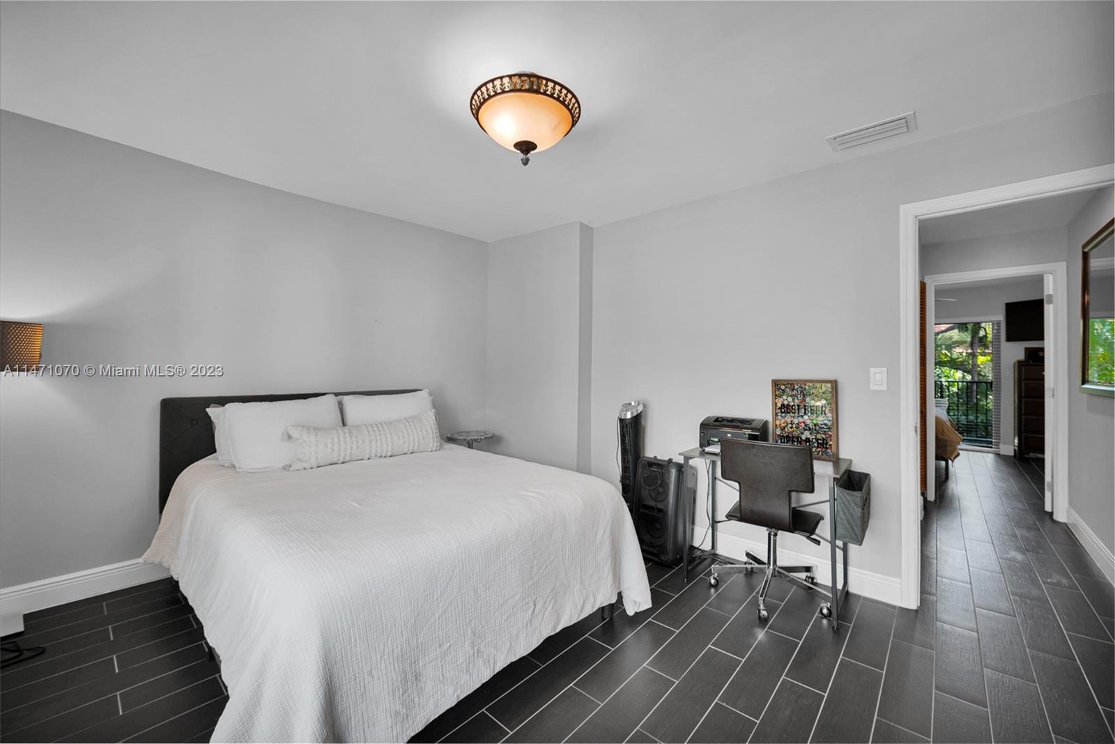 3210 W Trade Ave Unit: III7