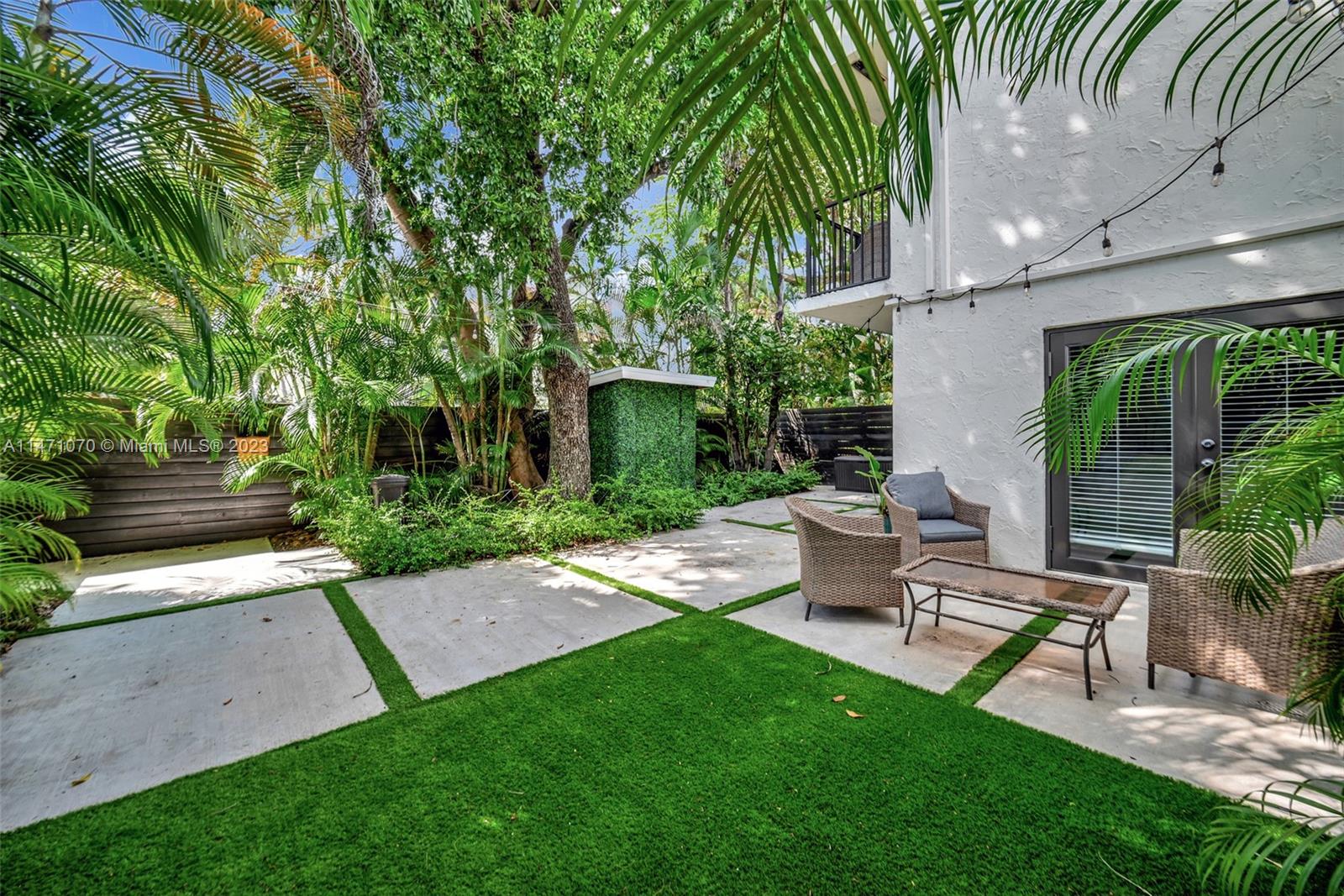 3210 W Trade Ave Unit: III7