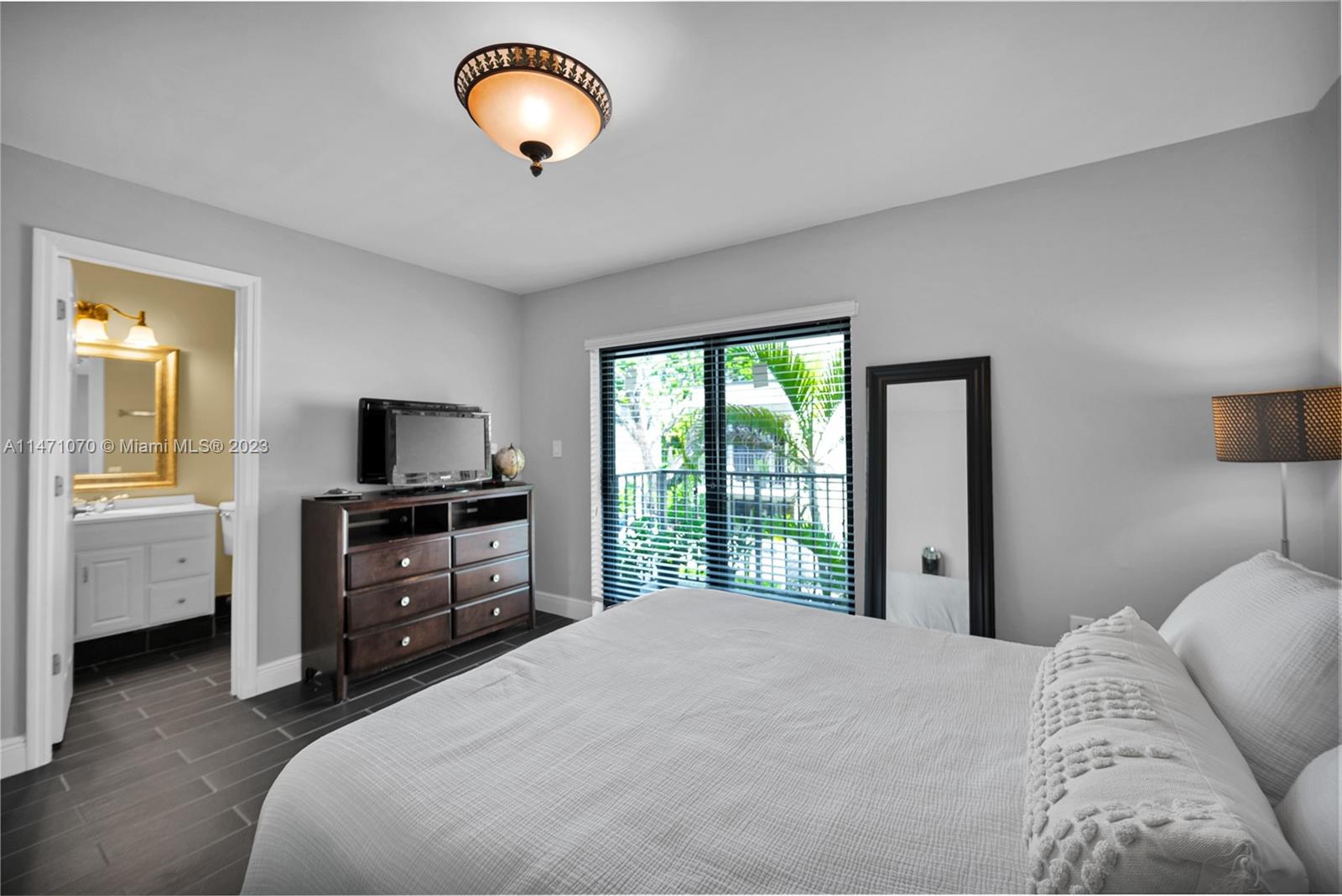 3210 W Trade Ave Unit: III7