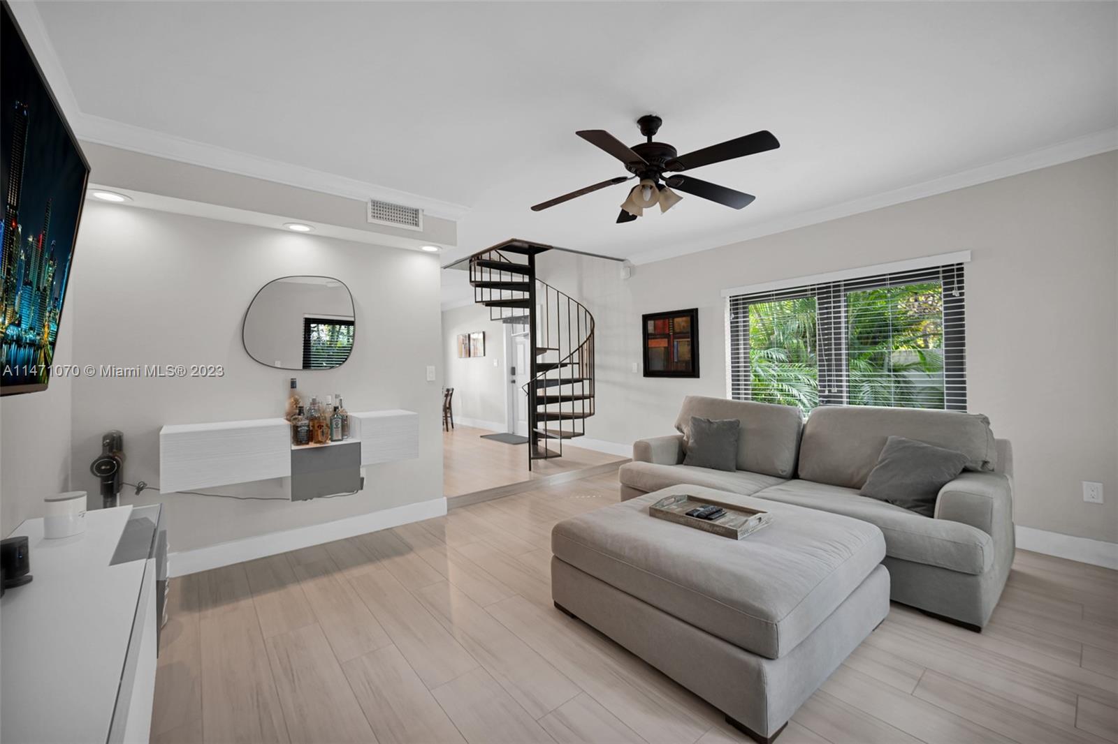 3210 W Trade Ave Unit: III7