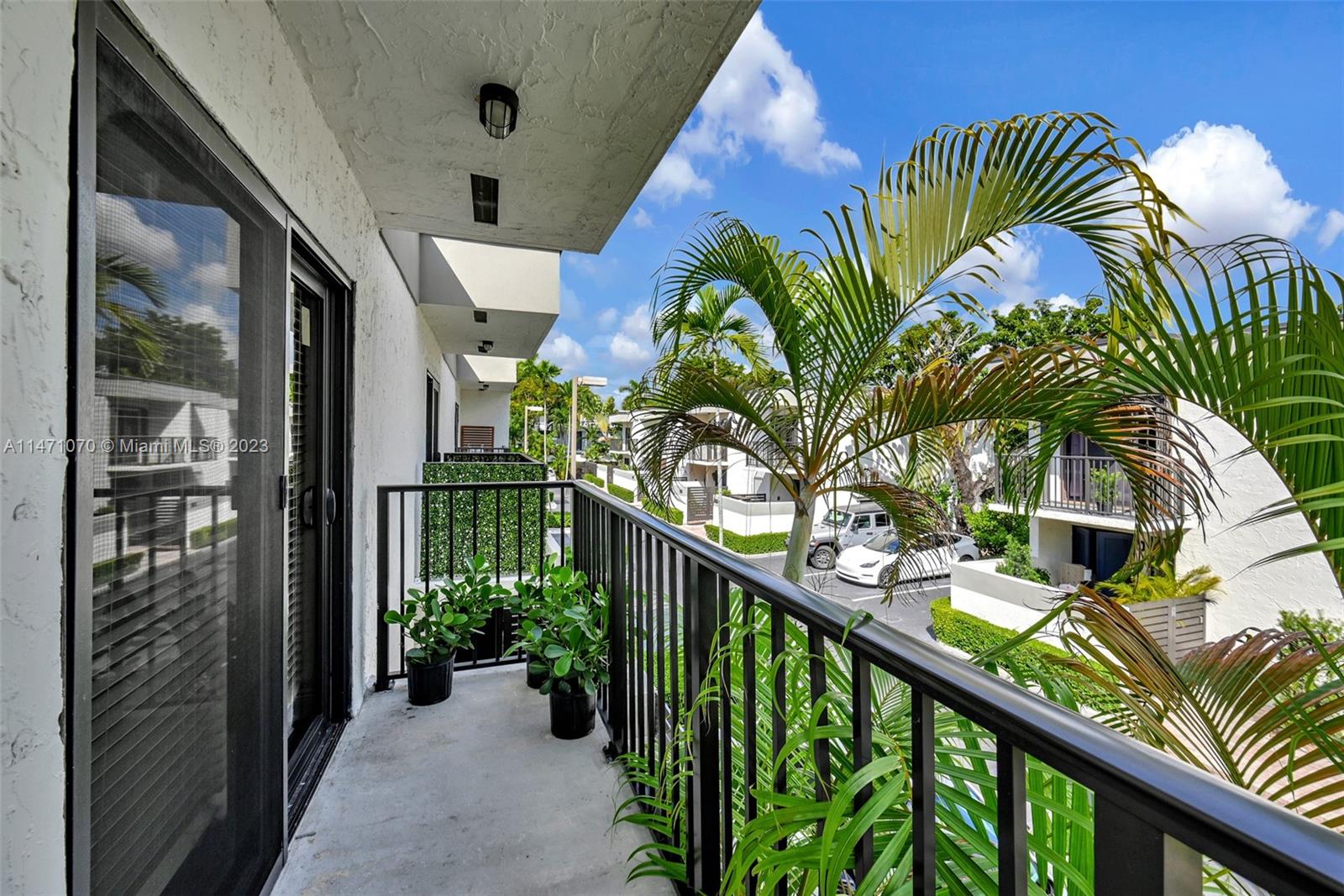 3210 W Trade Ave Unit: III7