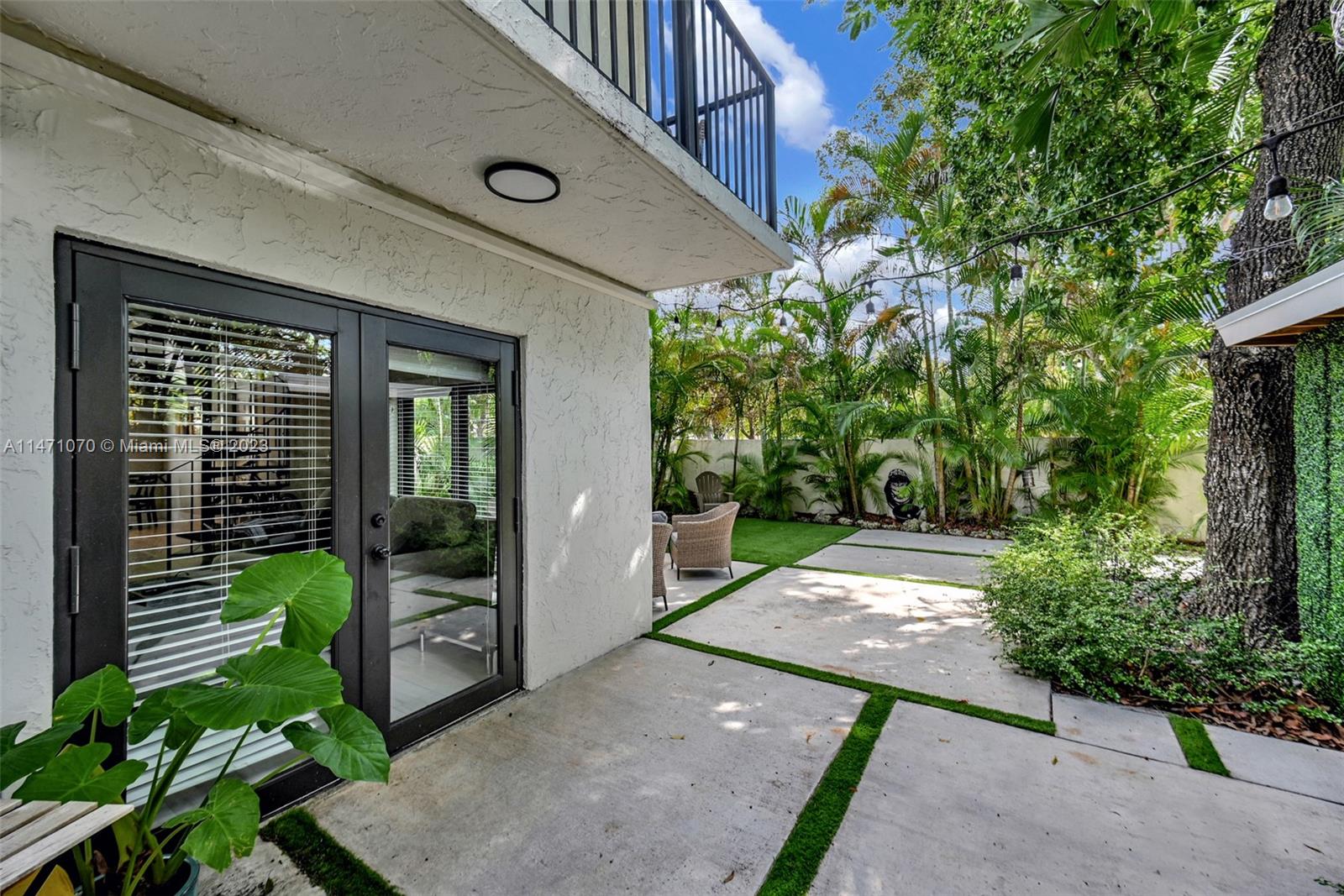 3210 W Trade Ave Unit: III7