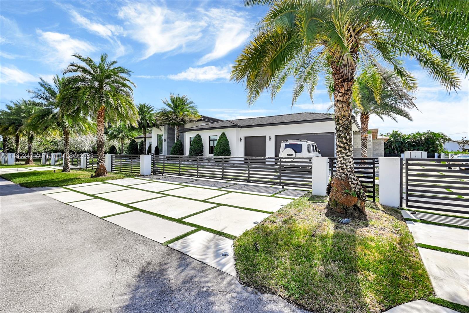 4841 SW 76th Ave