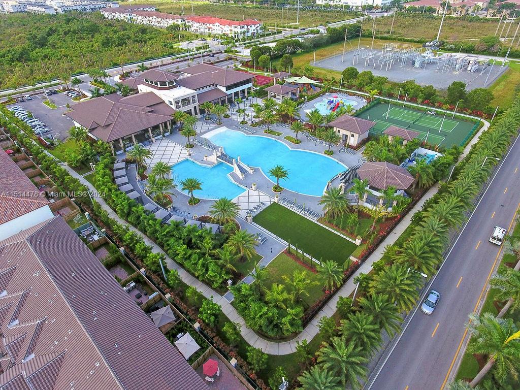 8195 NW 104th Ave # 2