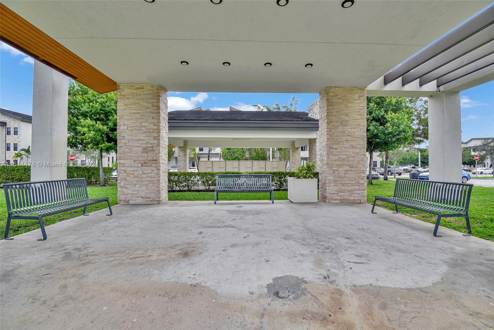 8195 NW 104th Ave # 2