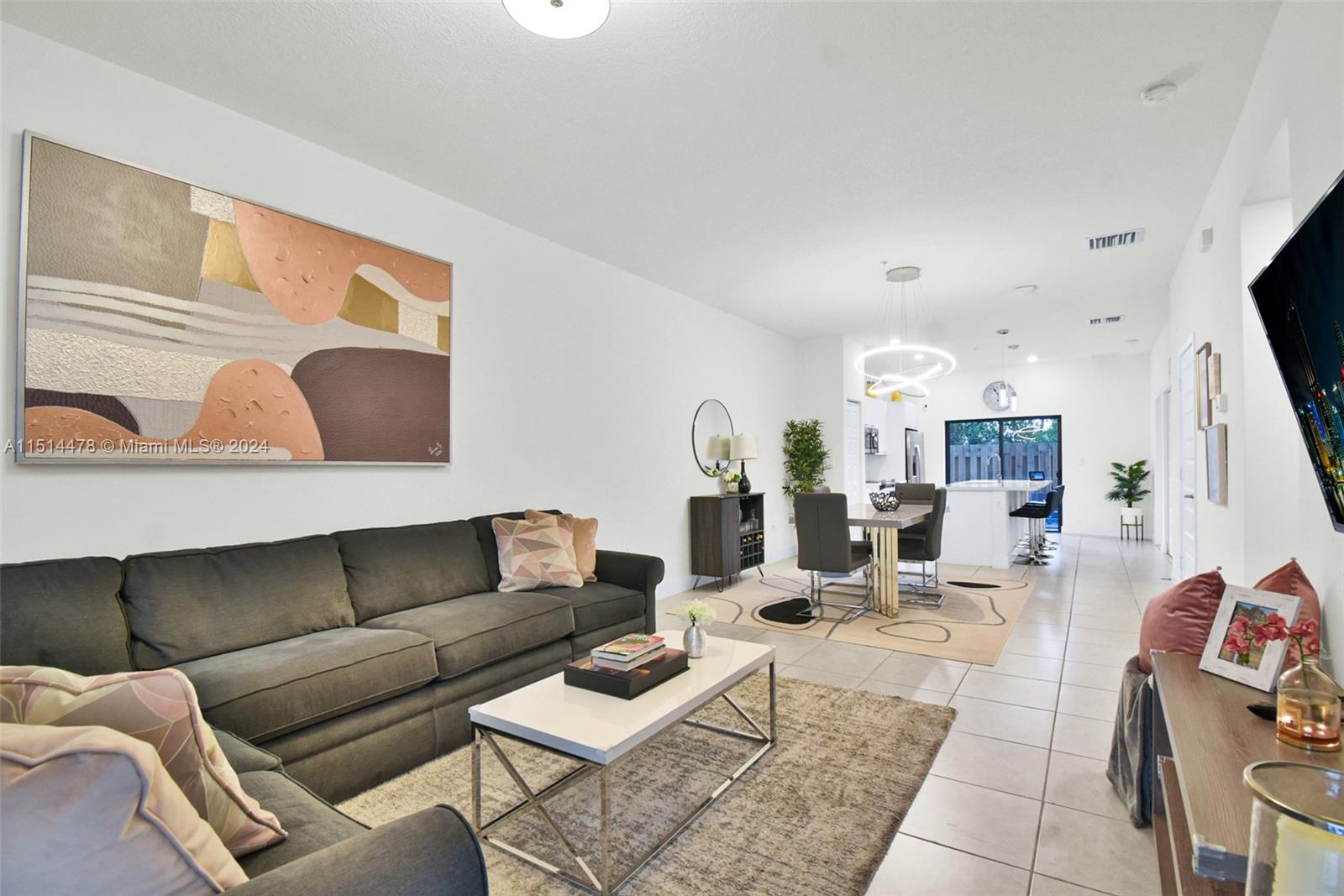 8195 NW 104th Ave # 2