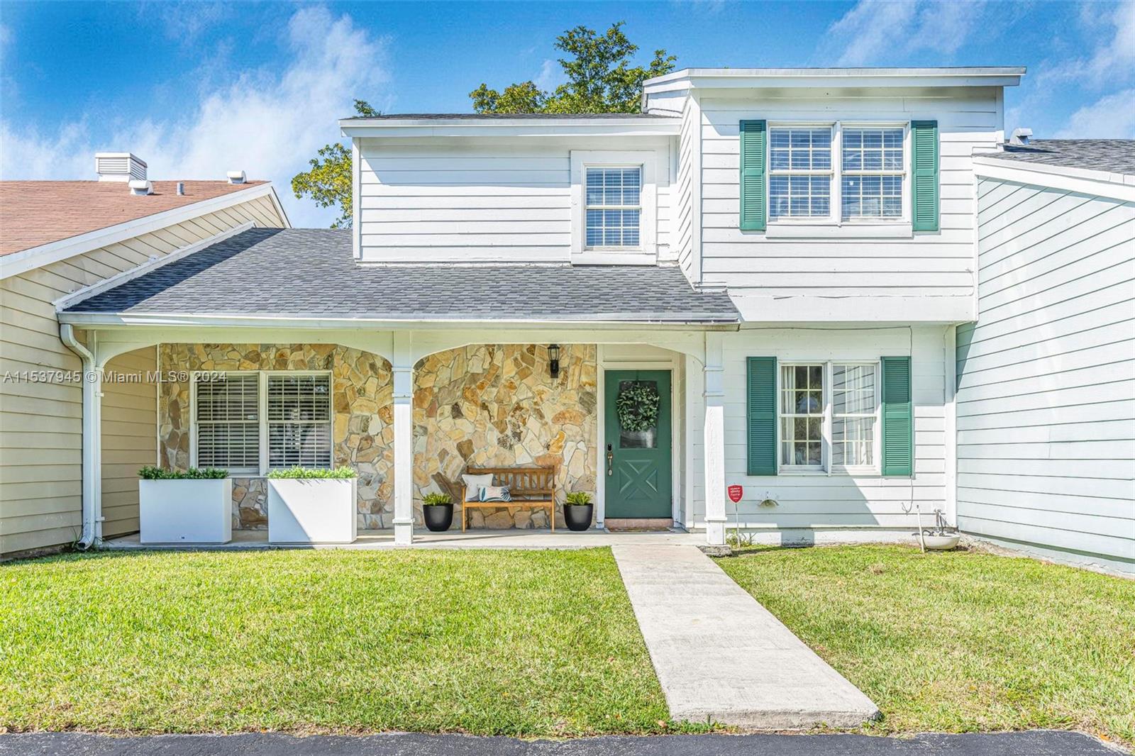 14526 SW 142nd Ct Cir