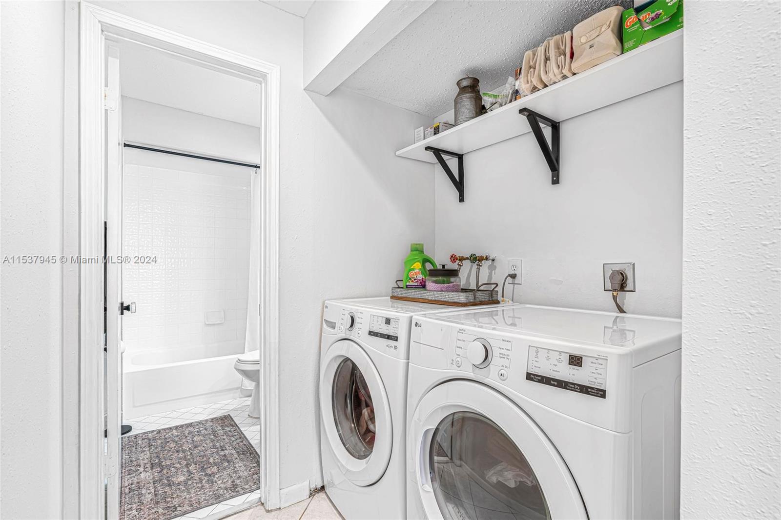 14526 SW 142nd Ct Cir