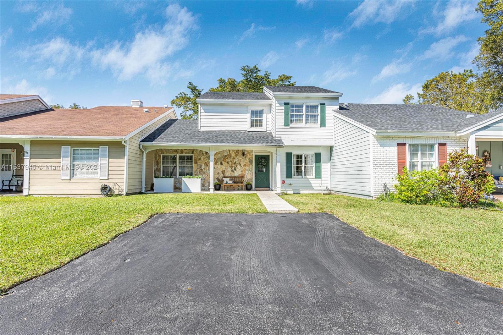 14526 SW 142nd Ct Cir