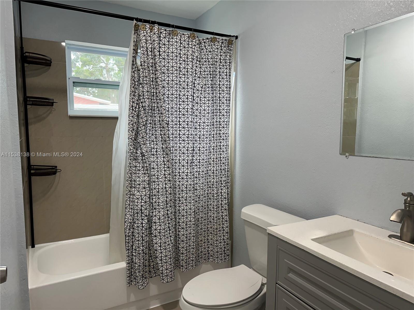 2900 NW 166th St # B