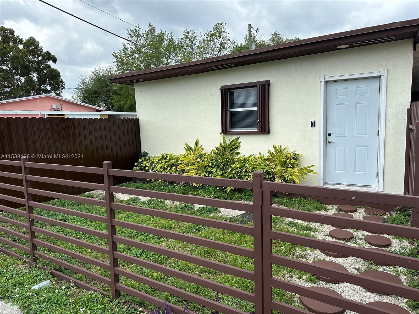 2900 NW 166th St # B