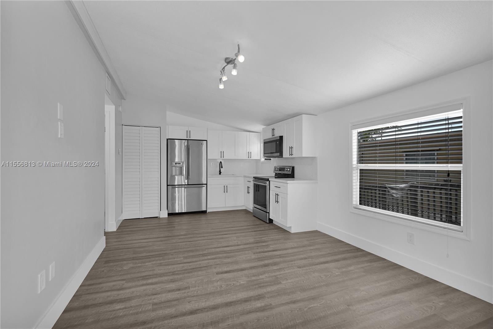 2775 W Okeechobee Rd