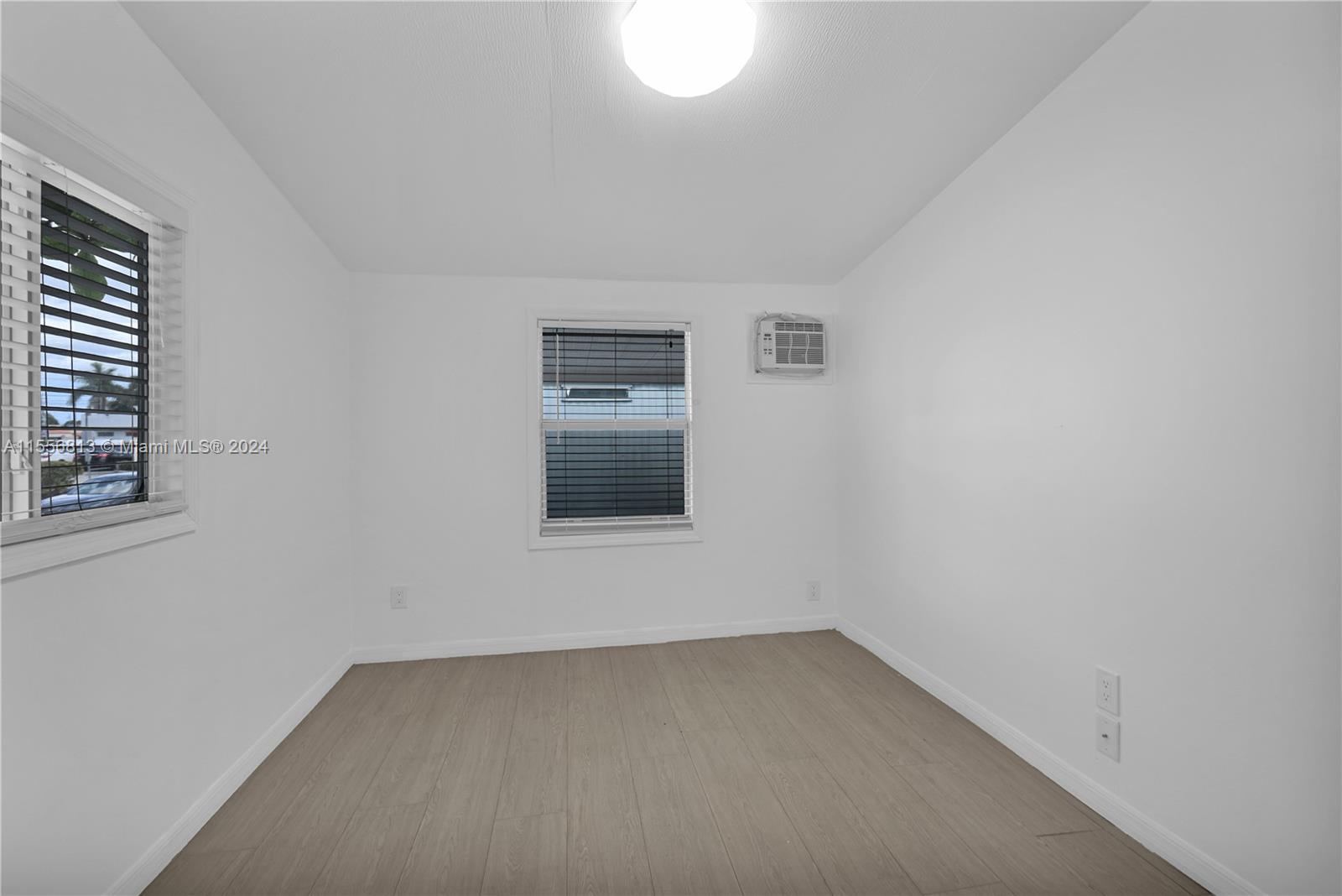 2775 W Okeechobee Rd