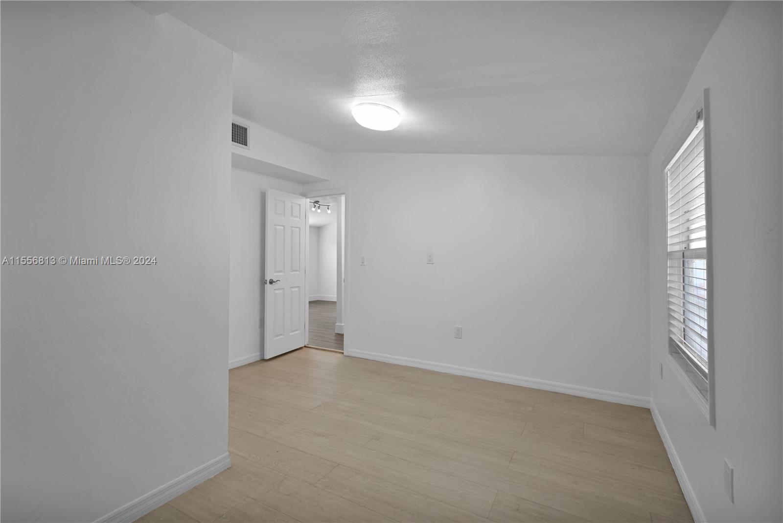 2775 W Okeechobee Rd