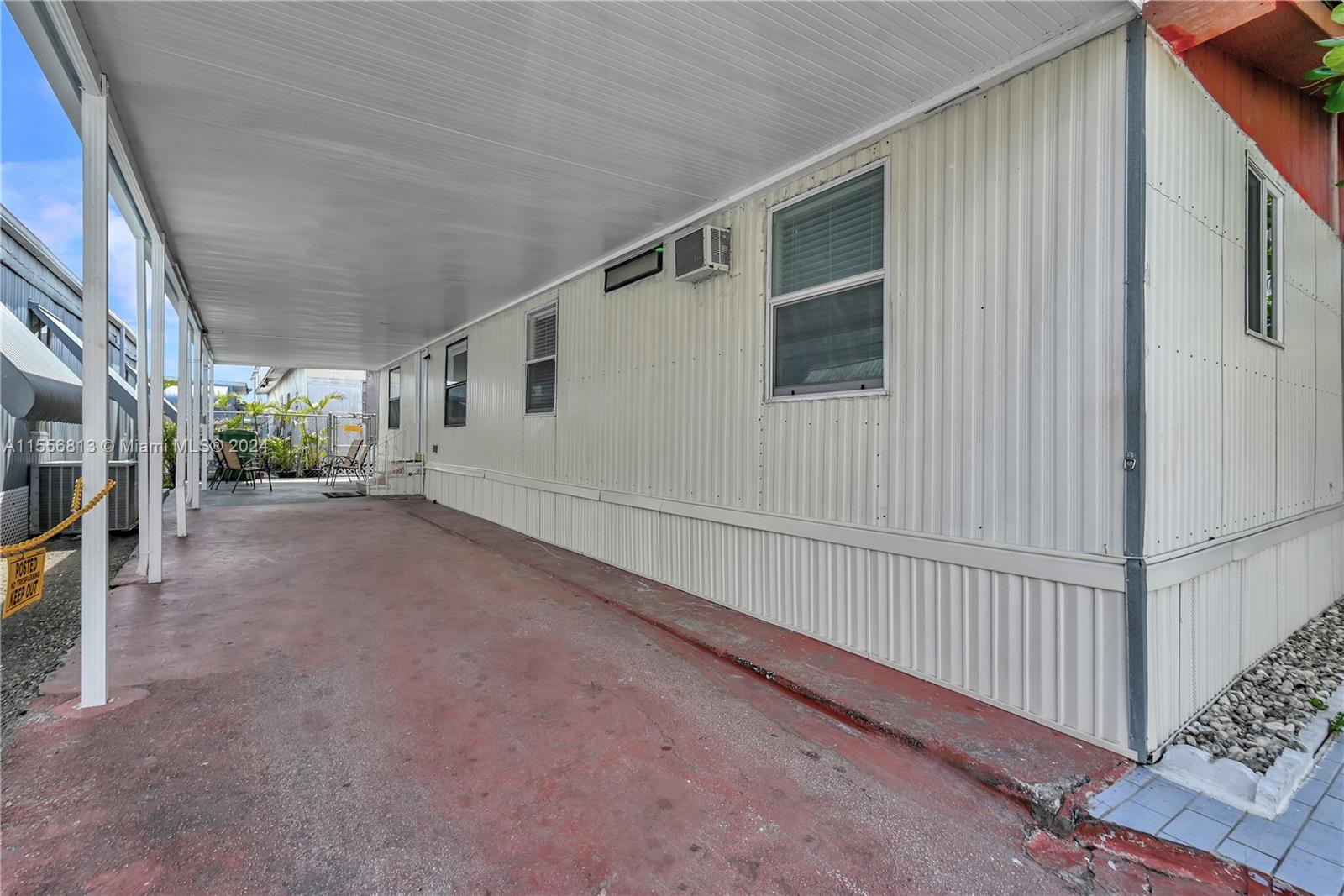 2775 W Okeechobee Rd