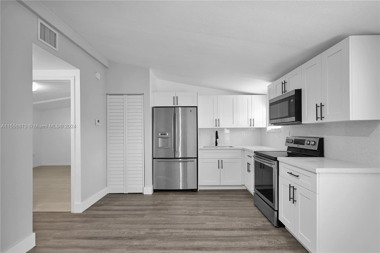 2775 W Okeechobee Rd