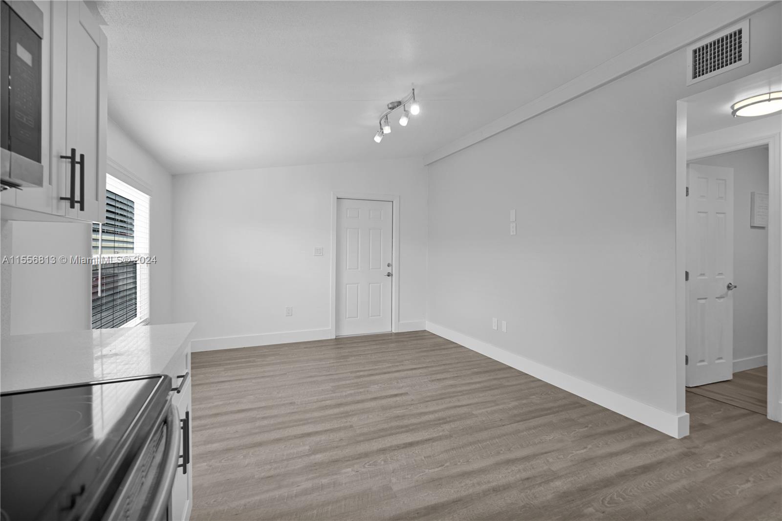 2775 W Okeechobee Rd