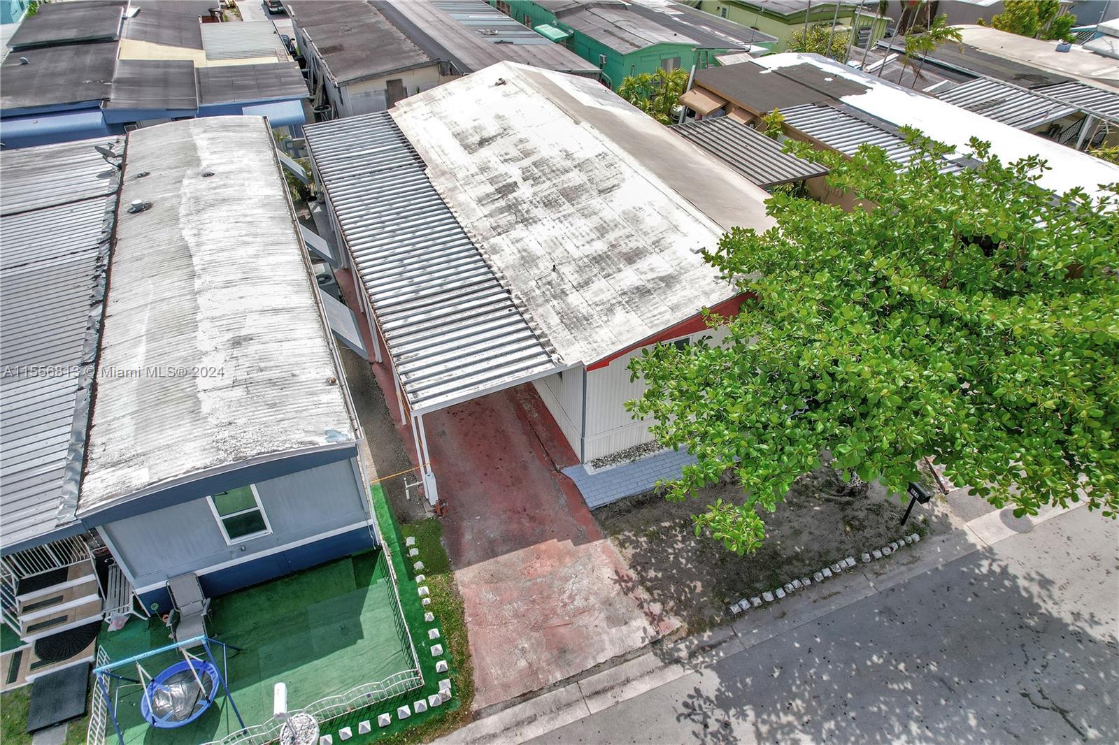 2775 W Okeechobee Rd