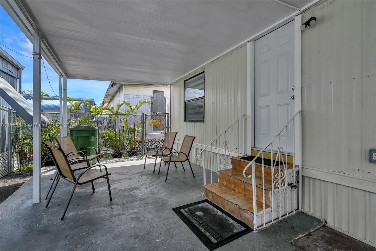 2775 W Okeechobee Rd