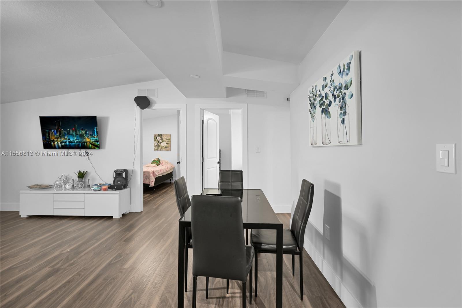 2775 W Okeechobee Rd