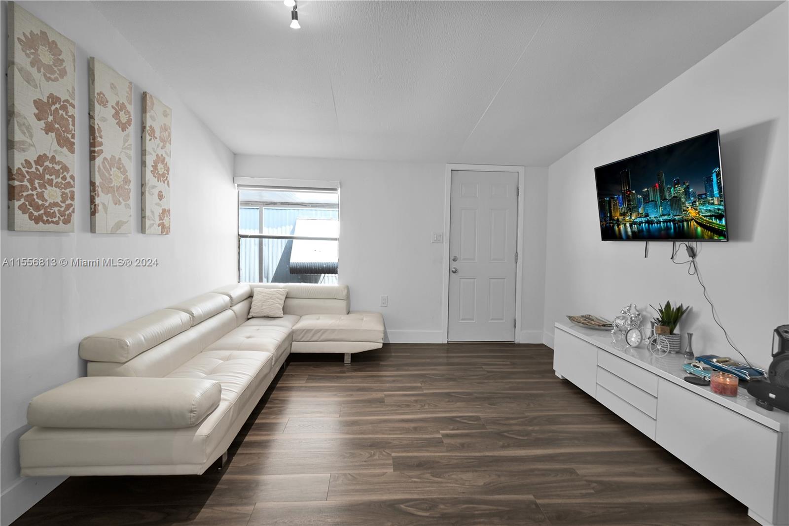 2775 W Okeechobee Rd