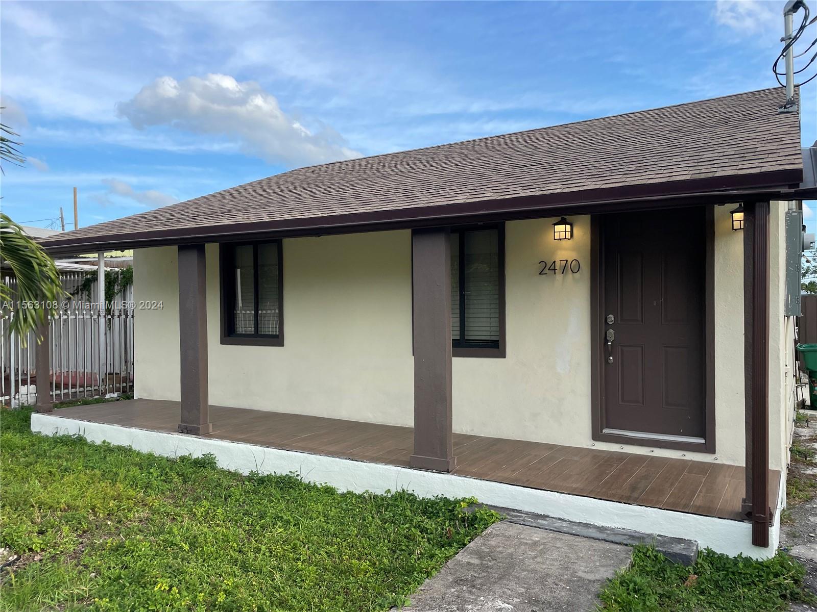 2470 NW 55th St # 2470