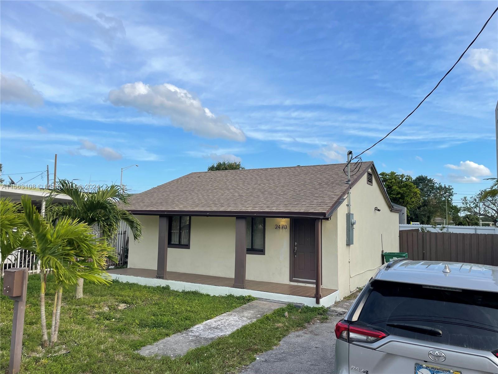 2470 NW 55th St # 2470