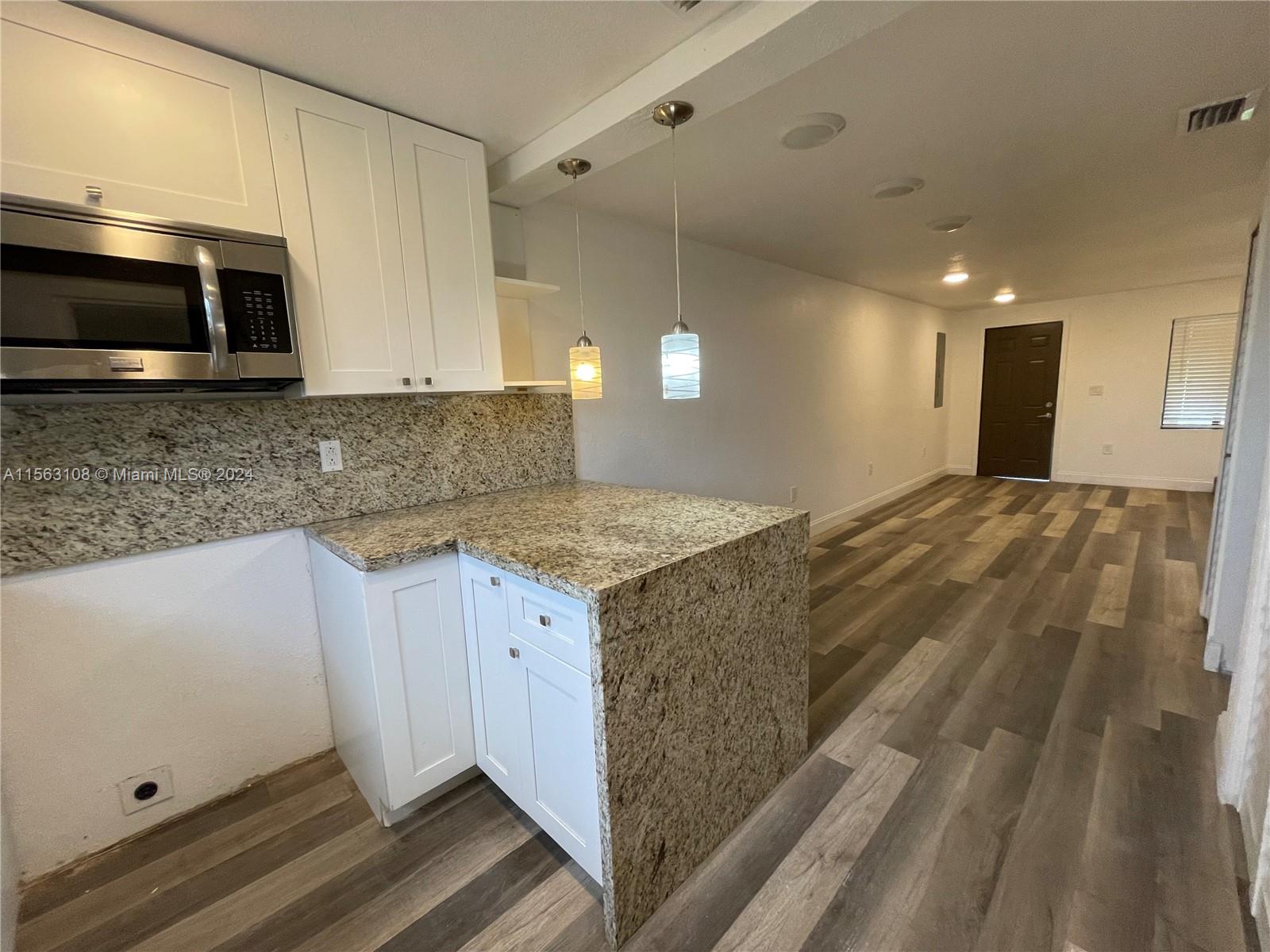 2470 NW 55th St # 2470