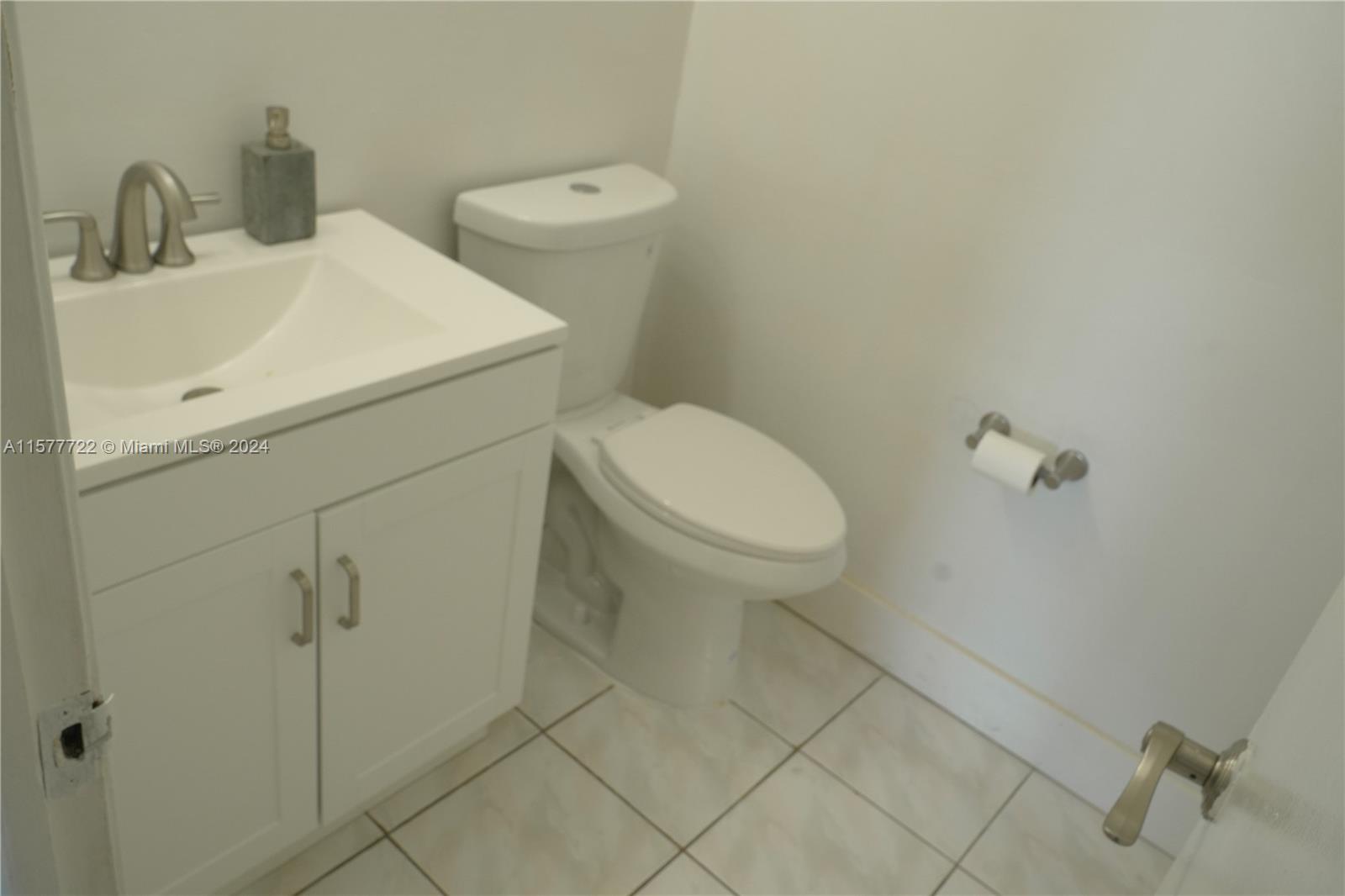 9703 NW 4th Ln # 9703