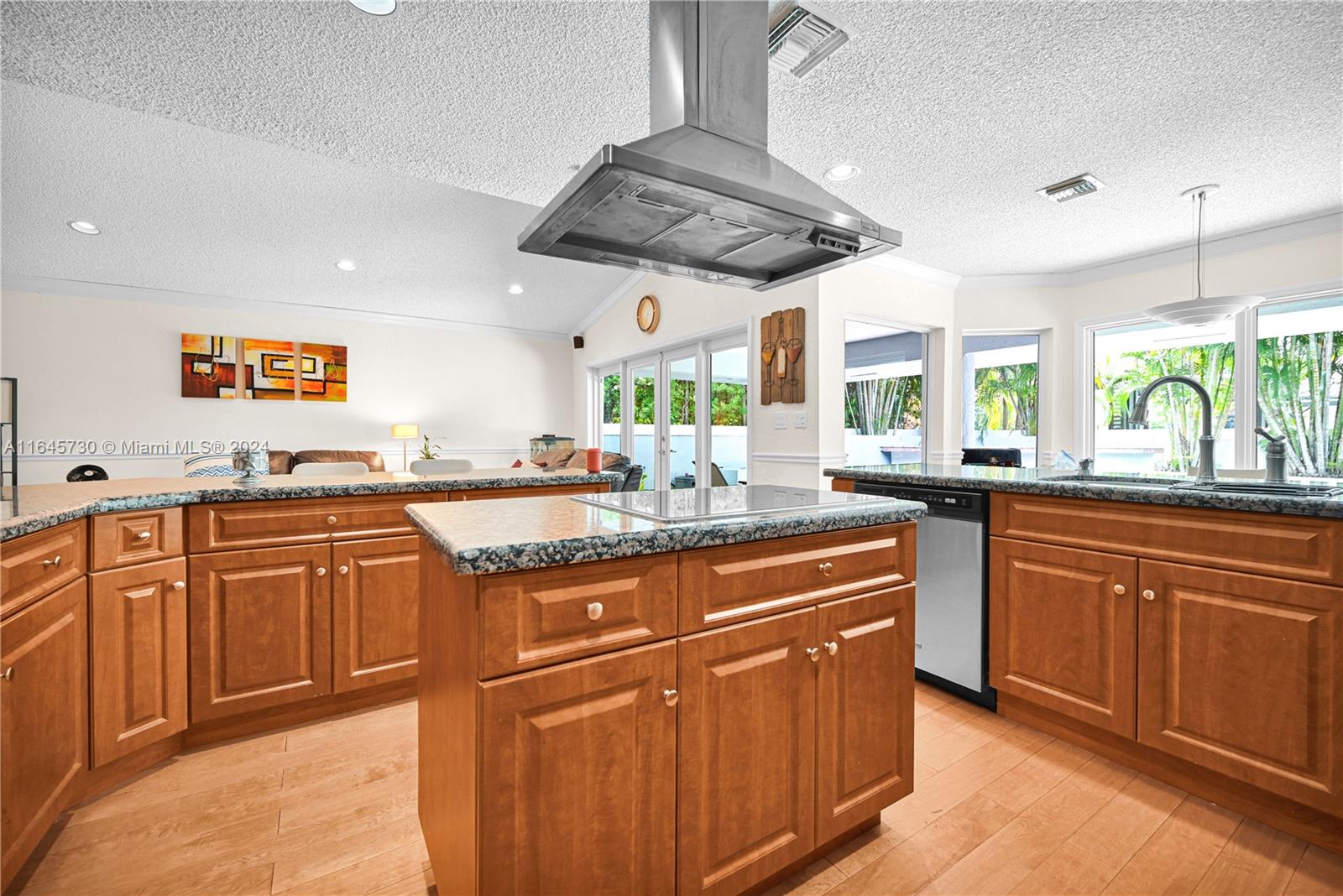 16818 NW 82nd Ct