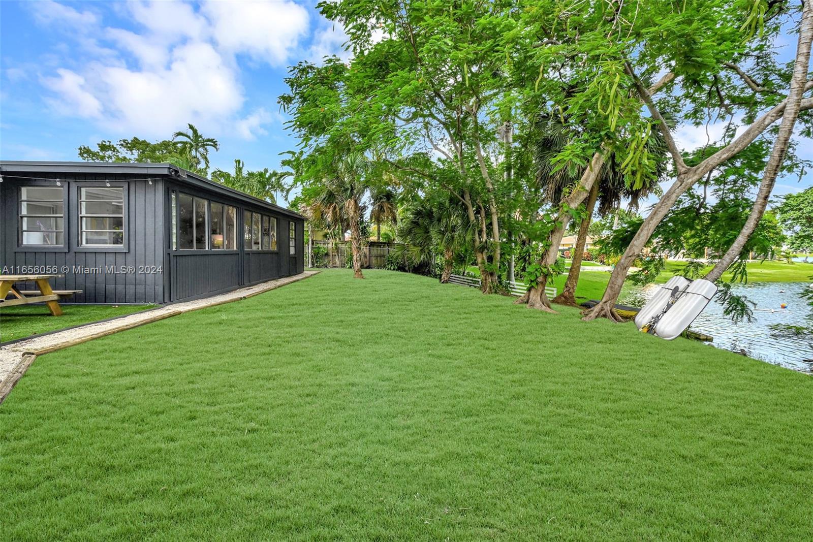 14615 Harris Pl